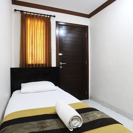 Pondok 3 Mertha Kuta Lombok Exterior foto